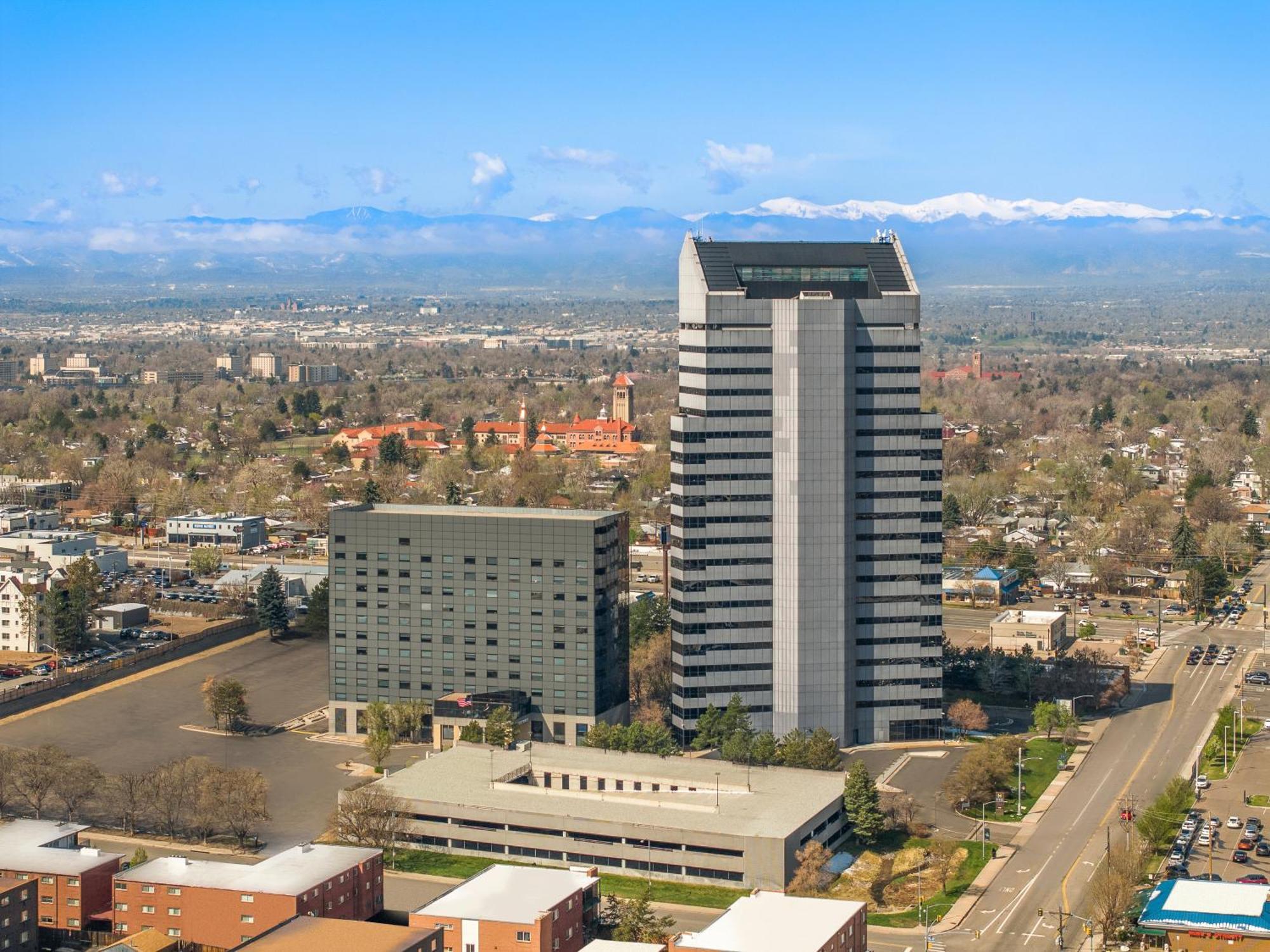 Hyatt Place Denver Cherry Creek Hotel Exterior photo